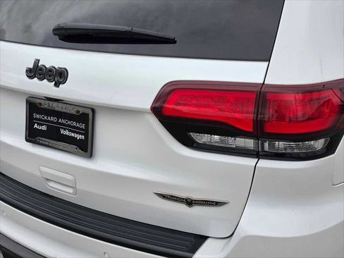Used 2019 Jeep Grand Cherokee Trackhawk AWD/4WD image 14