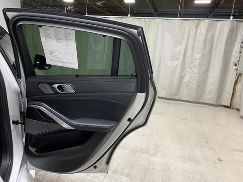 Used 2022 BMW X6 M50i w/ Executive Package image 23