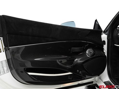 Used 2020 Ferrari 488 Pista Coupe image 33