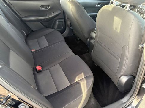 Certified 2024 Nissan Sentra SV FWD image 34