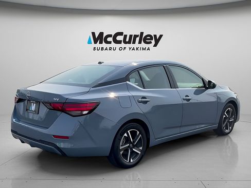 Used 2024 Nissan Sentra SV FWD image 6