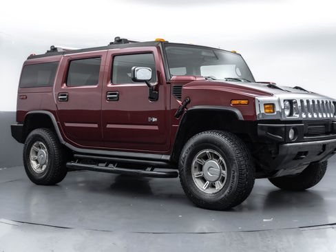 Used 2003 HUMMER H2 Luxury w/ Preferred Equipment Group image 4