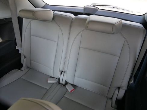 Used 2017 Acura MDX SH-AWD w/ Advance Package image 10
