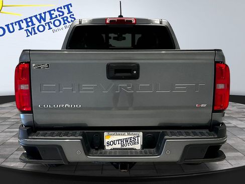 Used 2022 Chevrolet Colorado Z71 AWD/4WD image 6