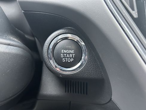 Certified 2025 Subaru Crosstrek 2.5i Limited image 18