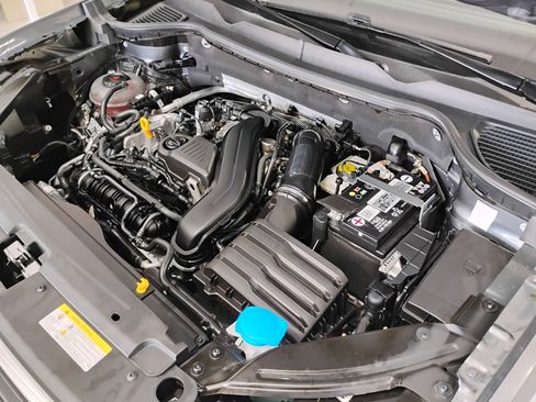 Used 2023 Volkswagen Taos S image 37