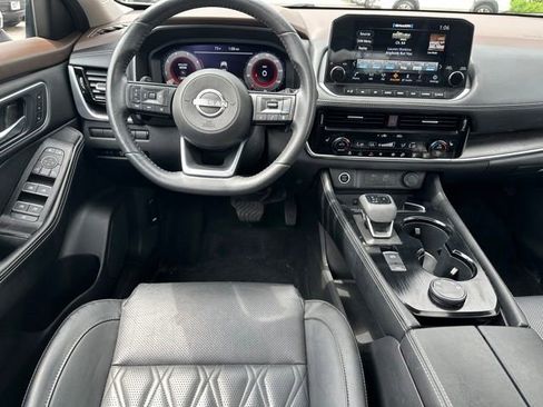 Used 2023 Nissan Rogue Platinum AWD/4WD image 17