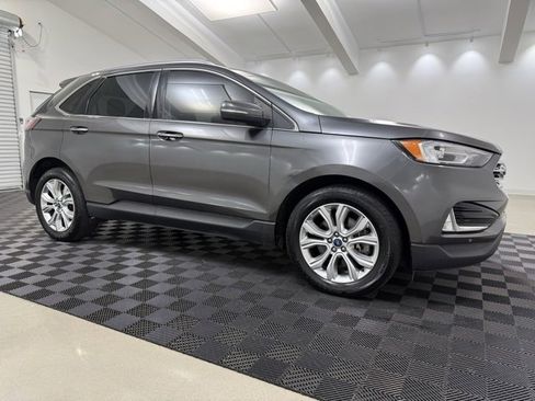 Used 2020 Ford Edge Titanium image 1