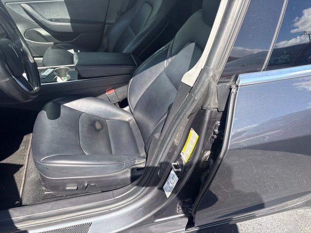 Used 2019 Tesla Model 3 Standard Range RWD image 6