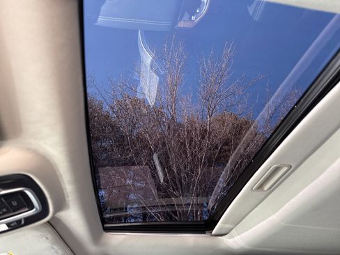 Used 2024 RAM 3500 Laramie w/ Towing Technology Group image 32