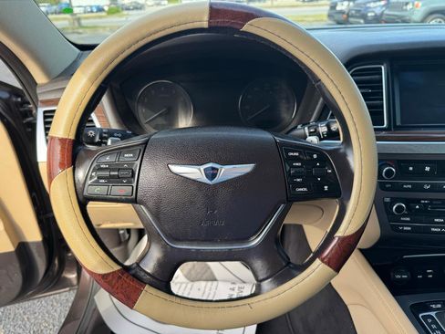 Used 2015 Hyundai Genesis 3.8 w/ Option Group 03 image 18