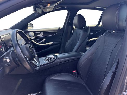 Used 2019 Mercedes-Benz E 300 image 9