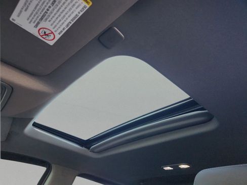 Used 2023 GMC Sierra 3500 SLT w/ SLT Premium Package image 30