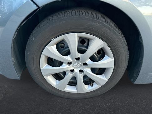Used 2022 Toyota Corolla LE FWD image 10