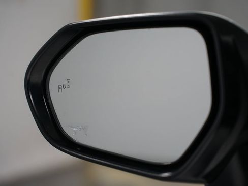 Used 2025 Toyota Camry LE image 26