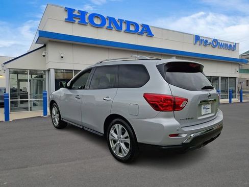 Used 2019 Nissan Pathfinder SL w/ SL Premium Package AWD/4WD image 6