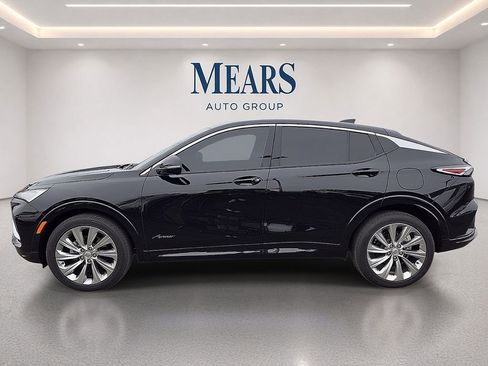 Used 2024 Buick Envista Sport Touring FWD image 2