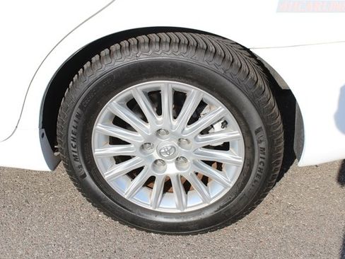 Used 2008 Toyota Camry FWD image 23