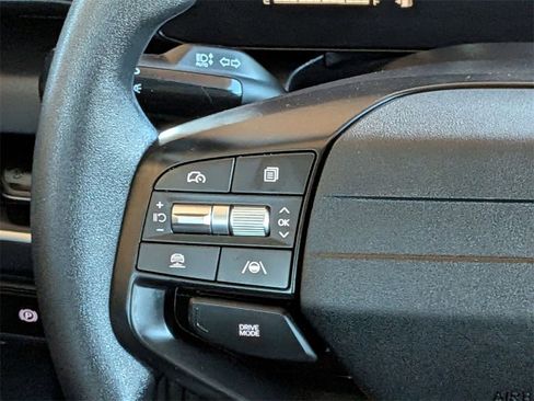 Used 2025 Kia K4 LXS image 21