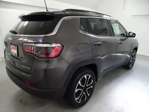 Certified 2023 Jeep Compass Limited w/ Sun and Sound Group AWD/4WD image 23