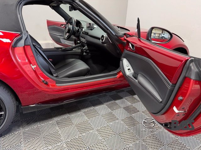 New 2026 MAZDA MX-5 Miata Grand Touring w/ Appearance Package RWD image 17