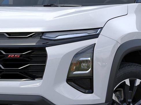 New 2027 Chevrolet Equinox RS w/ Convenience Package III AWD/4WD image 12