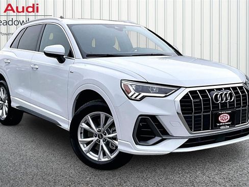 Used 2025 Audi Q3 2.0T Premium Plus w/ Premium Plus Package image 3