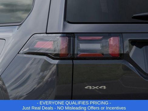 New 2026 Jeep Cherokee Laredo image 9