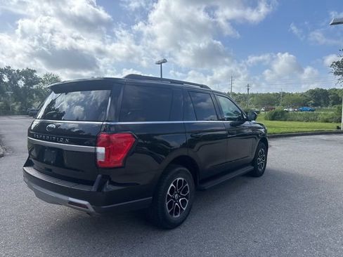 Used 2024 Ford Expedition XLT RWD image 7