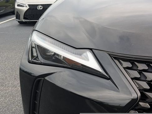 Certified 2024 Lexus UX 250h FWD image 10