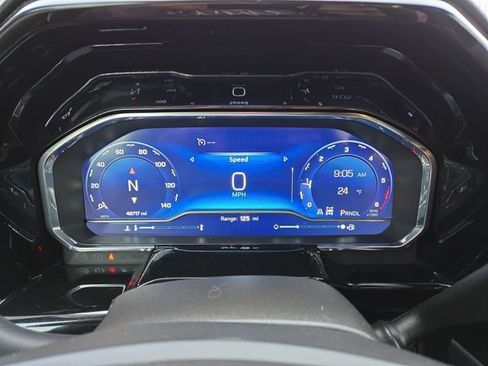 Used 2024 Chevrolet Silverado 1500 LT Trail Boss image 17