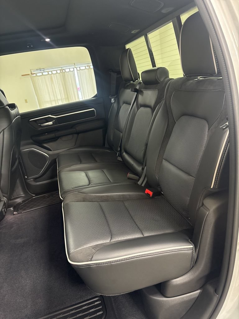 New 2026 RAM 1500 Laramie w/ Laramie Preferred Package AWD/4WD image 14