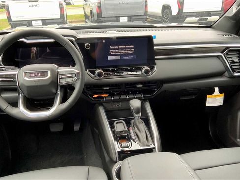 New 2026 GMC Canyon Elevation w/ Convenience Package image 7