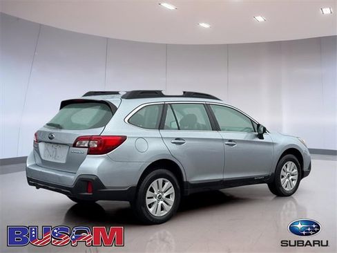 Used 2018 Subaru Outback 2.5i image 4