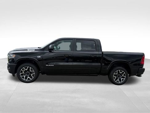 New 2026 RAM 1500 Laramie AWD/4WD image 3