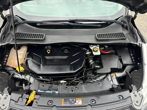 Used 2016 Ford Escape SE FWD image 50