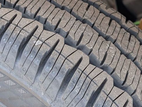 New 2026 Ford Transit 250 148 Medium Roof w/ Load Area Protection Package image 18