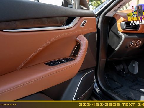 Used 2019 Maserati Levante AWD/4WD image 11
