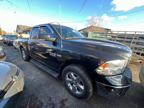 Used 2017 RAM 1500 Big Horn image 1