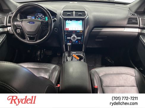 Used 2017 Ford Explorer Sport AWD/4WD image 12