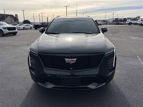 Used 2024 Cadillac XT4 Sport image 8