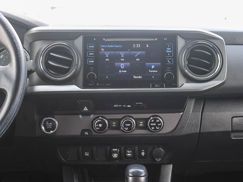 Used 2018 Toyota Tacoma TRD Off-Road RWD image 14