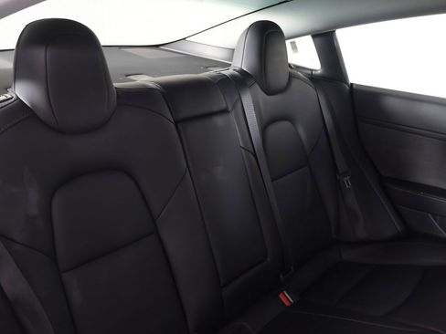 Used 2022 Tesla Model 3 Long Range image 31