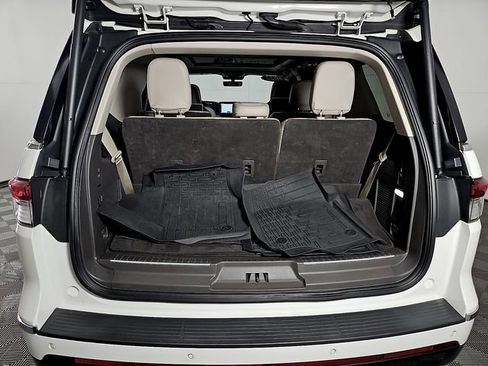 Used 2022 Lincoln Navigator Reserve AWD/4WD image 33
