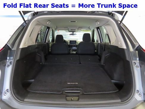 Used 2023 Nissan Rogue S image 33