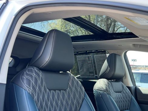 Used 2025 Nissan Murano Platinum w/ Cargo Package AWD/4WD image 9