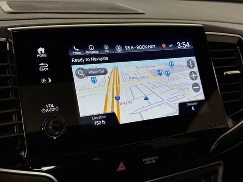 Used 2024 Honda Passport Black Edition image 13