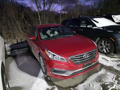 Used 2017 Hyundai Sonata Sport 2.0T w/ Winter Weather Package image 10
