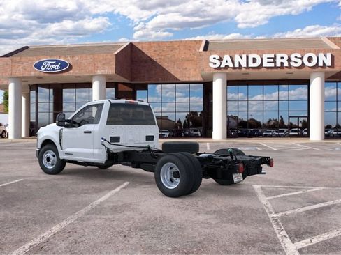 New 2026 Ford F350 XL w/ XL Chrome Package RWD image 5
