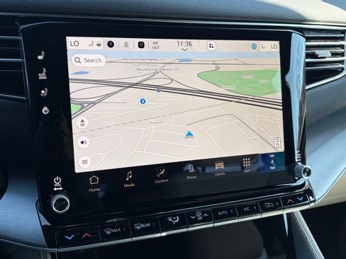 New 2026 Jeep Grand Wagoneer L 4WD image 3